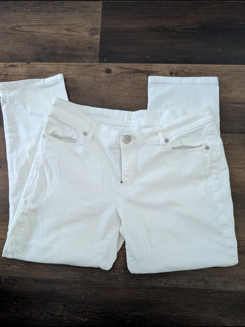 Nice LOFT White Modern Cuff Cropped Pants Size 10P